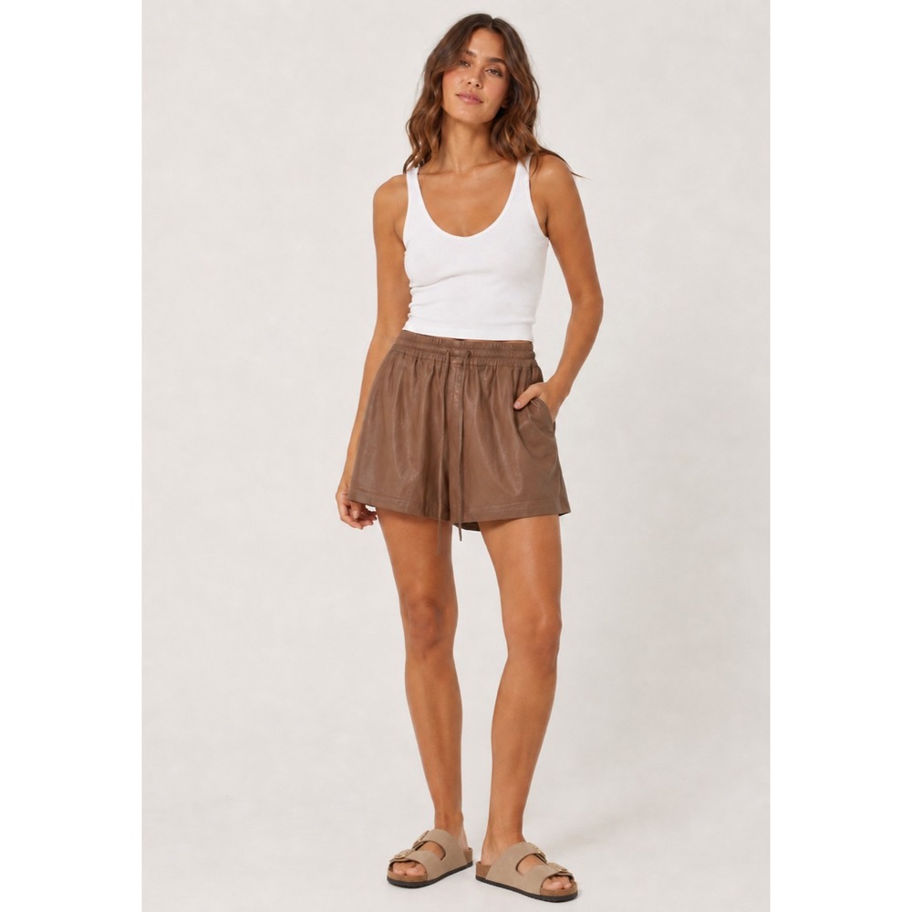 Good American Better Than Leather High Waist Short Womens 4 XL Warm‎ Carmel